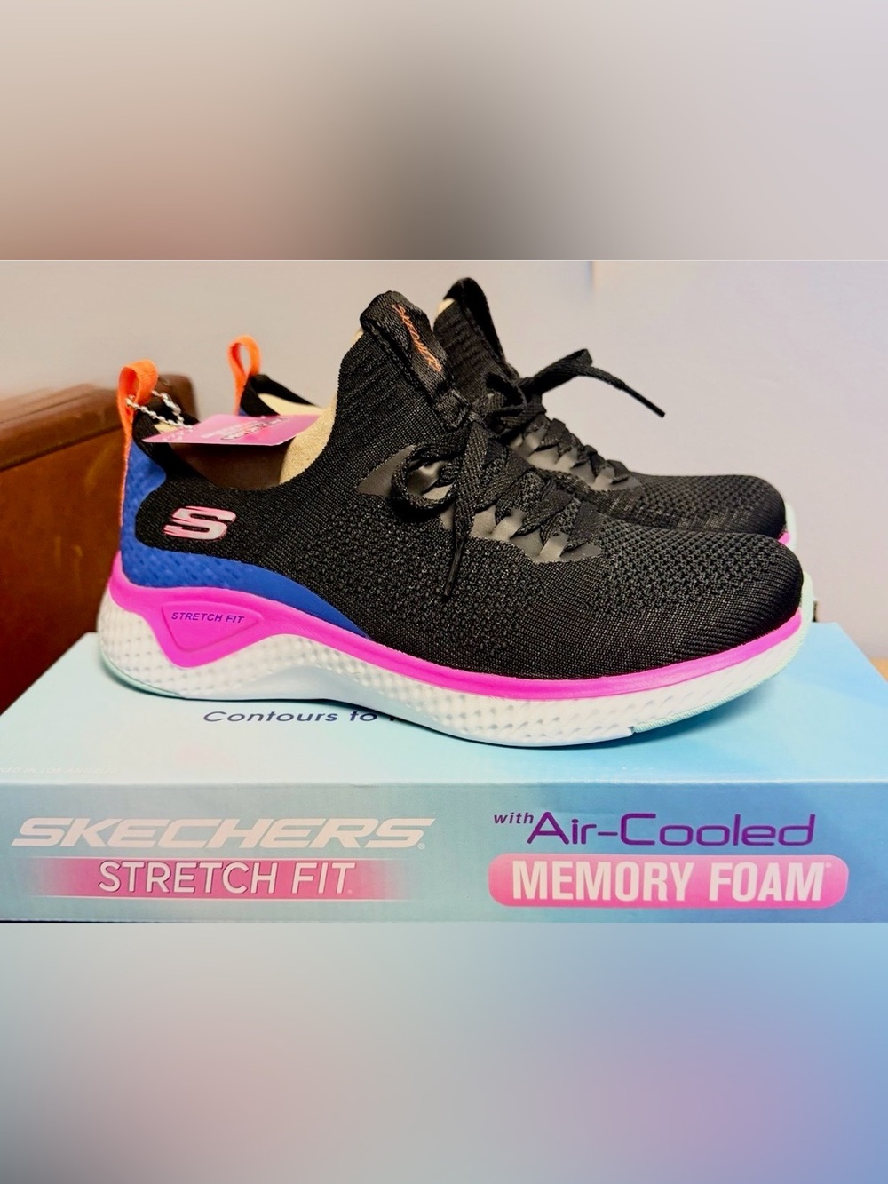 Skechers Stretch Fit Air Cooled Memory Foam Sneakers Women's Size 7 New in Box - Picture 15 of 15